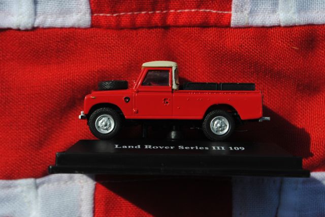 Oxford 711XND4 Land Rover Serie III 109 PICK UP